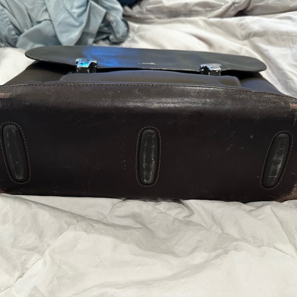 TUMI dark brown Leather Formula T Compartment Briefcase/Laptop Bag model 2952D. - Picture 4 of 6